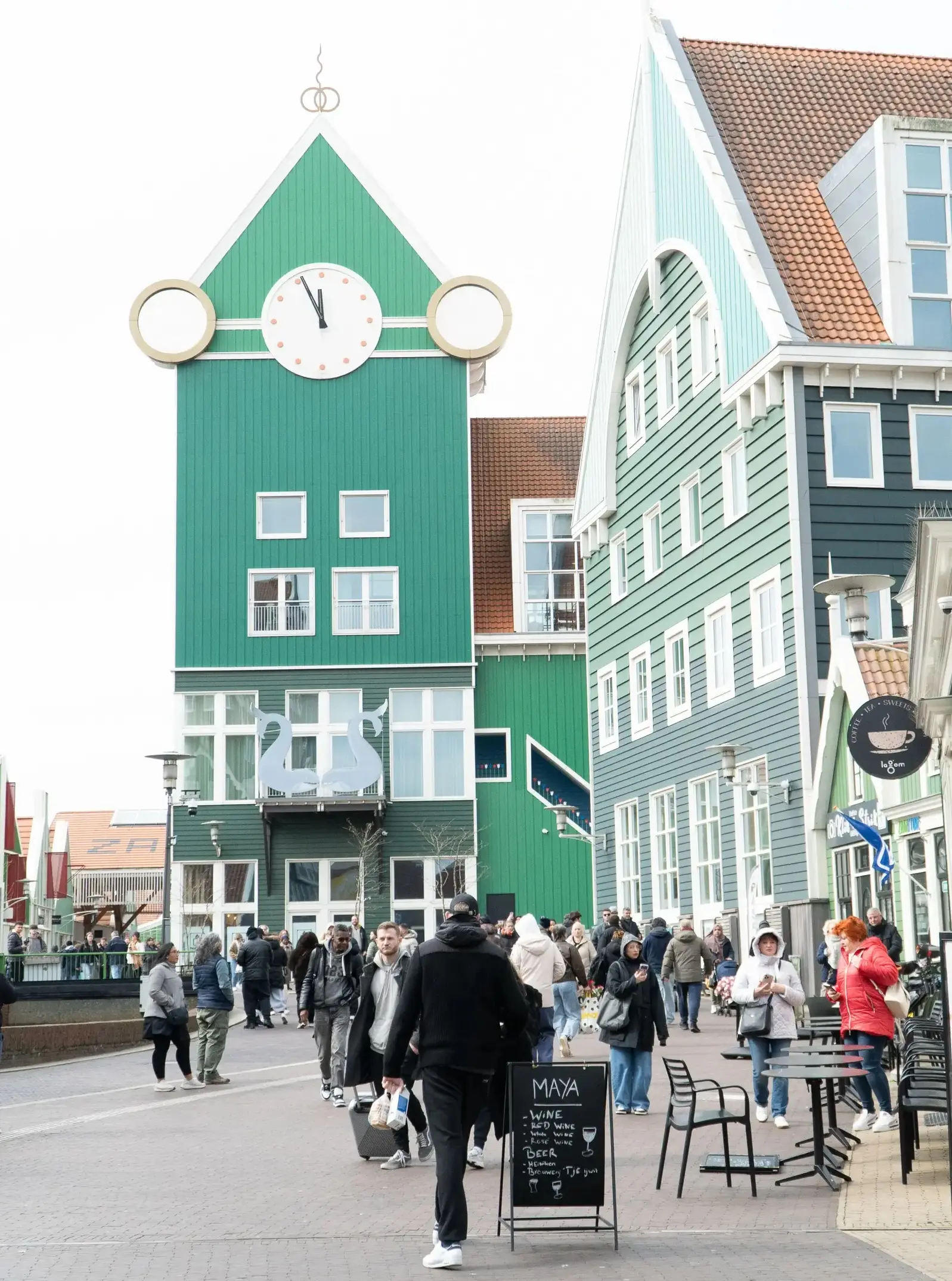 Zaandam 1